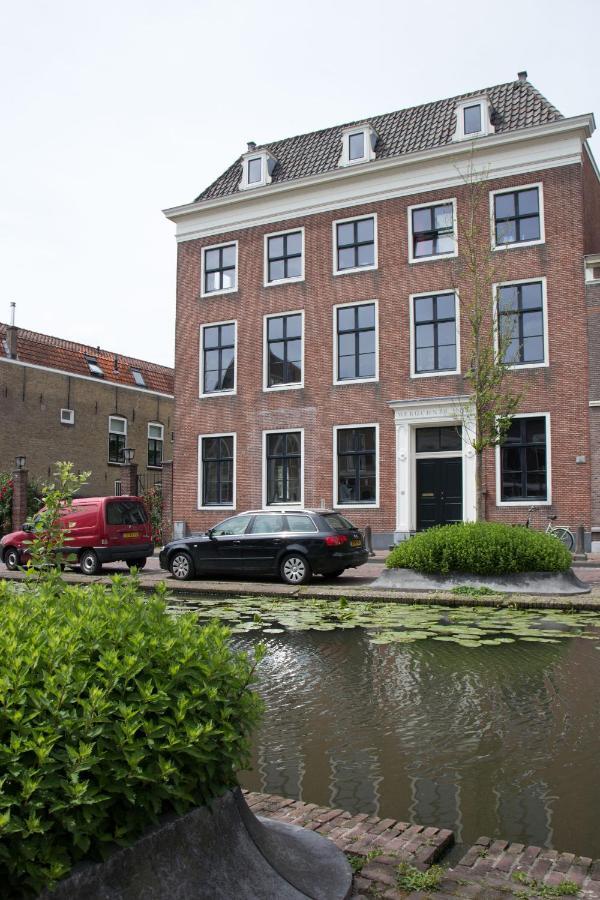 Canal House In Historic City Center Gouda Eksteriør bilde